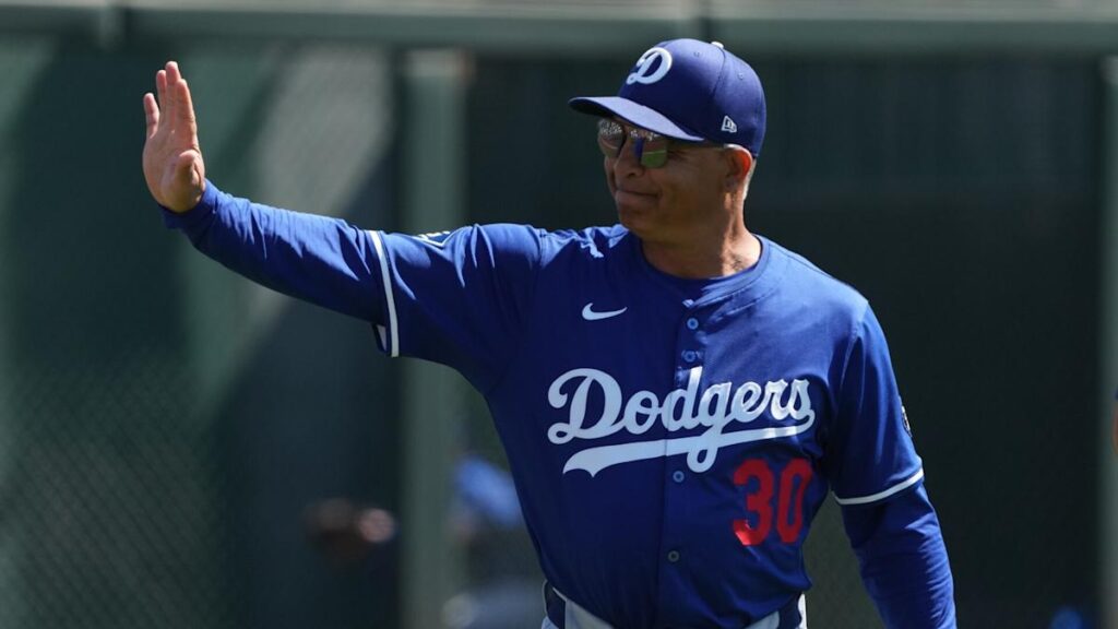 Dave Roberts says he’s reached ‘closure’ in contract talks with Dodgers