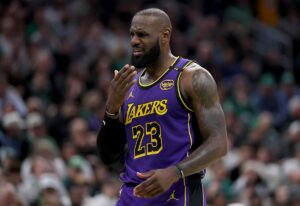 LeBron James ruled out during Lakers-Celtics with groin strain