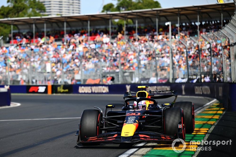 The Red Bull drivers ran different nose configurations during Australian practice