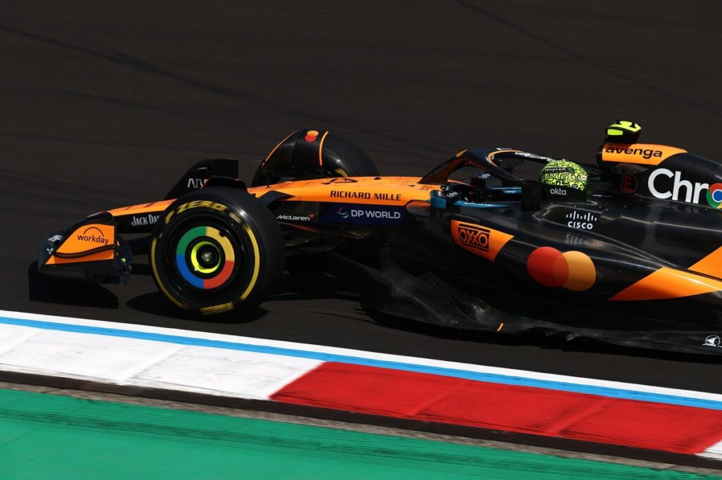 McLaren F1 car quirks are “more of a penalty” for Norris