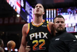 Suns’ Mason Plumlee, Rockets’ Steven Adams ejected after fight breaks out early in matchup in Houston