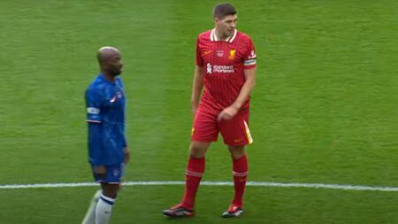 Liverpool Legends vs Chelsea Legends LIVE SCORE: Action on NOW as Steven Gerrard STARTS in blockbuster charity match