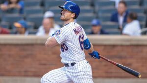 Mets signing outfielder Billy McKinney to minor league deal: report