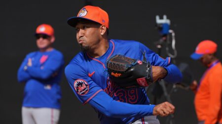 Mets Spring Training Notes: Edwin Diaz to pitch back-to-back; injury updates on Sean Manaea, Jesse Winker