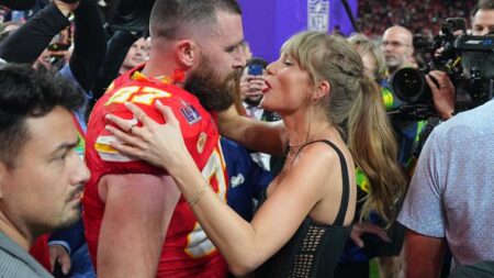 Taylor Swift and Travis Kelce get cozy while on NYC dinner date