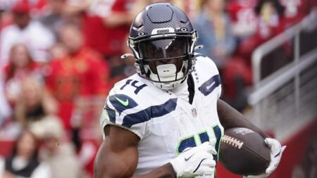 What would the Packers have to give up to trade for Seahawks star WR DK Metcalf?