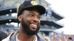 Mike Williams has brutally honest review of 2024 season with Steelers and Jets