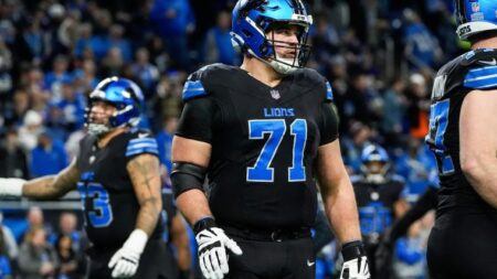 How will Lions replace Kevin Zeitler at guard in 2025?