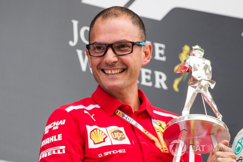 David Sanchez, Principal Aerodynamicist, Ferrari, receives the constructors trophy for Ferrari