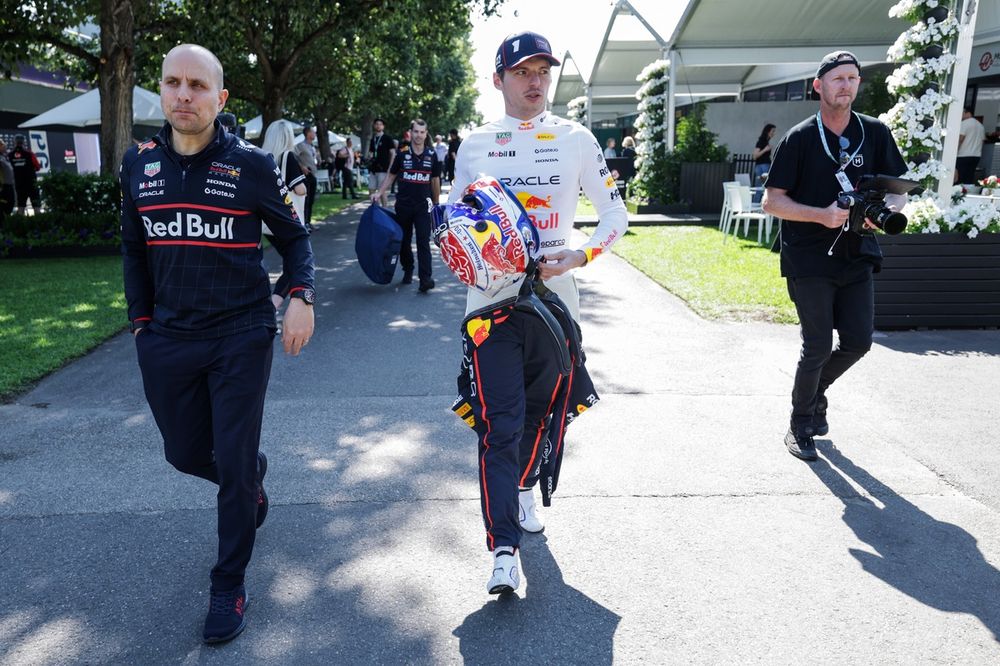 Gianpiero Lambiase, Head of Racing Red Bull Racing, Max Verstappen, Red Bull Racing