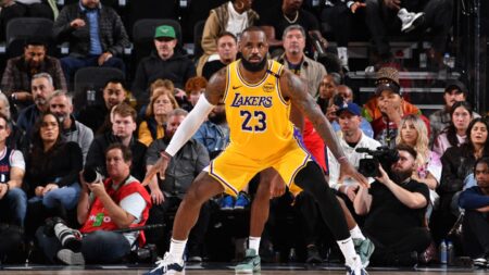 LeBron James, Rui Hachimura return from injuries for Lakers Saturday