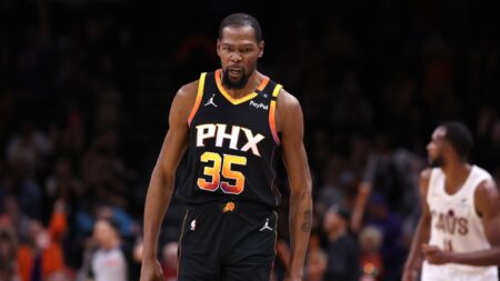 Watch Kevin Durant drop 42, Suns hand Cavaliers fourth straight loss