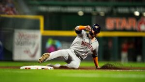 Astros release outfielder Ben Gamel, left-hander Jalen Beeks prior to regular season