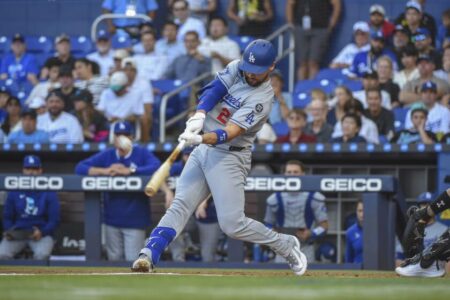 Dodgers continue ‘to bet on’ Michael Conforto, but can he break unthinkable early slump?