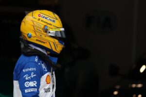 Hamilton admits frustration in “sarcastic” F1 Miami GP radio comments