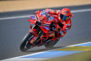 Marc Marquez sets new record for consecutive sprint victories