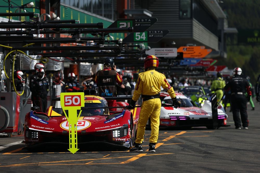 The majority of WEC pitlanes are a tight squeeze at the best of times - let along a mass pitting in a safety car period