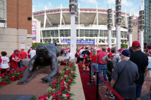 Reds celebrate ‘Pete Rose Night’ after MLB all-time hits leader’s removal from ineligible list