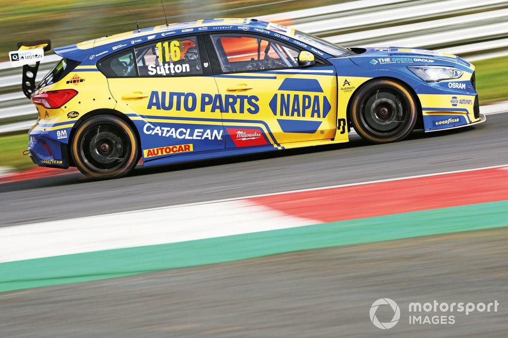 Ashley Sutton, NAPA Racing UK Ford Focus ST