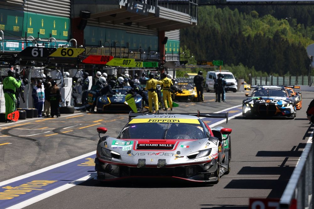 #21 Vista AF Corse Ferrari 296 LMGT3: Francois Heriau, Simon Mann, Alessio Rovera