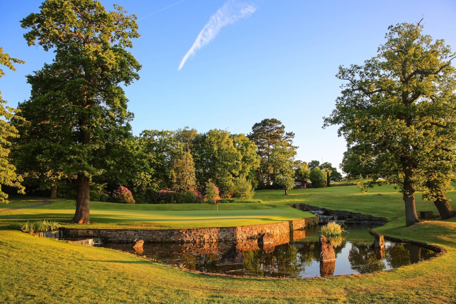 Portal Golf Resort team up with Chester Races this summer