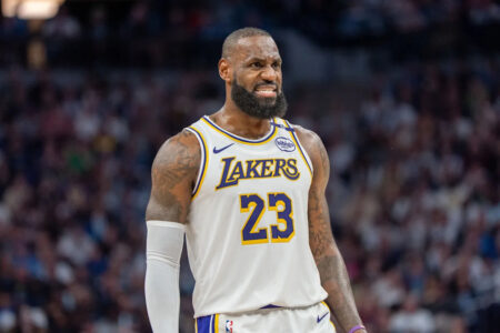LeBron James reportedly likely to opt into player option with the Lakers