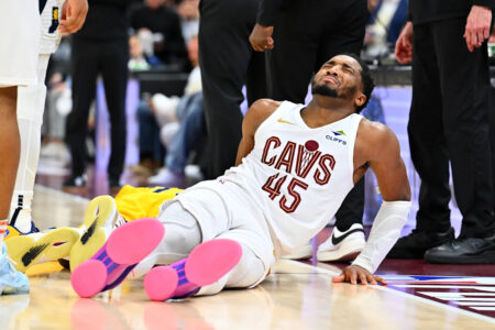 NBA playoffs: Donovan Mitchell scores 48 but has rough time in final minutes of Cavaliers’ collapse