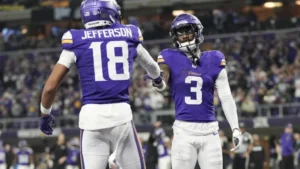 Vikings to play games in 3 different countries in 2025, including historic 2-week stretch