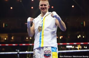 Boxing Results: Bohachuk Struggles to Solve Mykal Fox’s Style in Disappointing Performance, Wins Contentious Decision