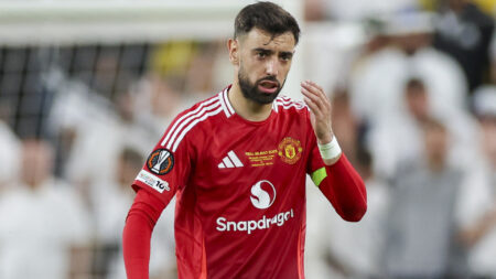 ‘Shambles’ – Luke Littler savages Man Utd in one word over Bruno Fernandes transfer links and gives Amorim verdict