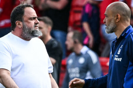 ‘That’s why he’s rich’ – Fans only just realising what Marinakis was holding while ranting at Nuno on Forest pitch