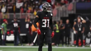 Former Falcons  million veteran, 2-time Pro Bowl safety linked to longtime NFC South rival