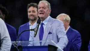 Peyton Manning, Tom Brady offer reactions to news of Colts owner Jim Irsay’s death