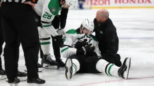Lian Bichsel injury update: Stars defenseman helped off ice after crashing into boards vs. Avalanche