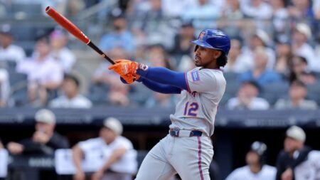 Francisco Lindor's ninth-inning sac-fly gives Mets 3-2 win over Yankees