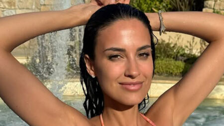 Eleonora Incardona stuns in flowery bikini as DAZN presenter treats fans to holiday workout video