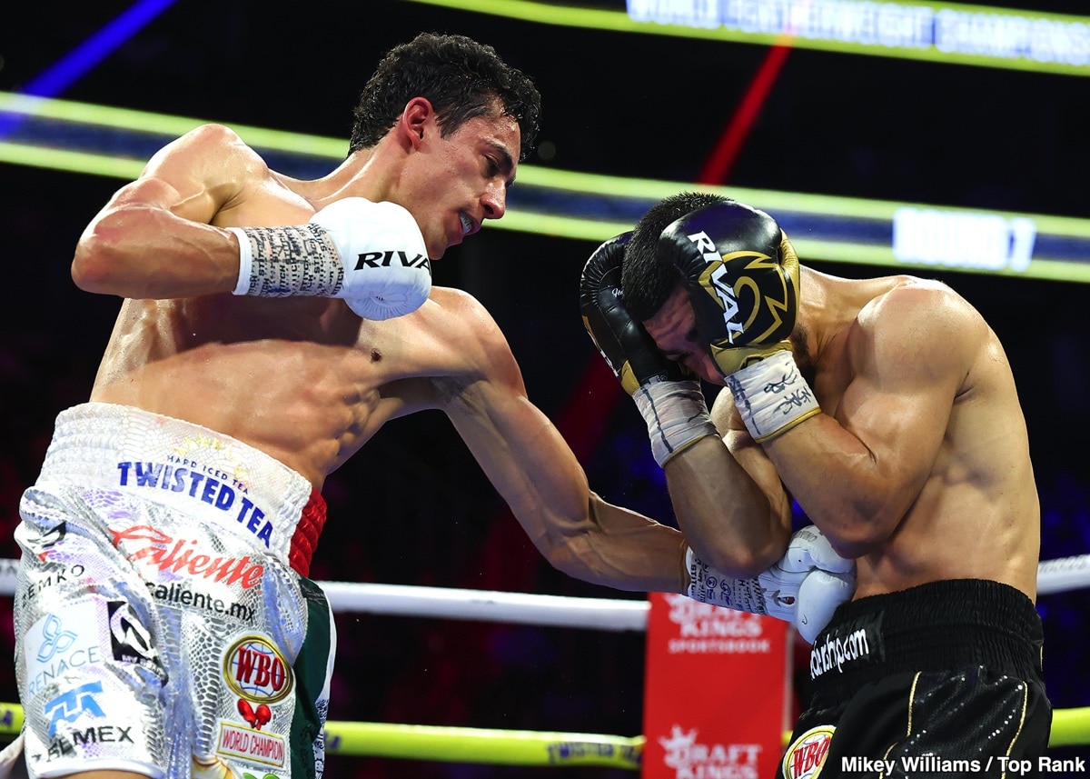 Image: Boxing Results: Rafael Espinoza's Relentless Onslaught: Volume Overwhelms Edward Vazquez in WBO Featherweight Title Defense