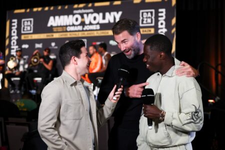 Hitchins Calls Out Haney for Saudi Showdown