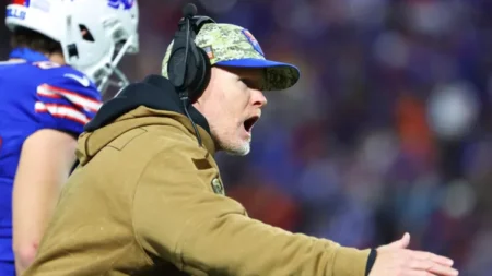 Ex-Bills 1st-round pick trashes Buffalo with wild announcement