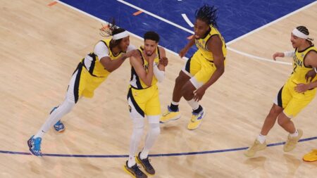Tyrese Haliburton on choke gesture after Game 1 buzzer-beater vs. Knicks: 'I don't plan on using it again'