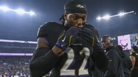Ravens’ Derrick Henry makes retirement plans clear after new contract extension