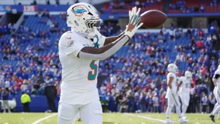 Dolphins predicted to sign 25-year-old cornerback amid Jalen Ramsey uncertainty