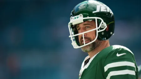 Former Steelers QB thinks Mason Rudolph could have ‘leg up’ on Aaron Rodgers