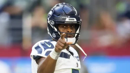 Raiders free agent proposal lands Bears  million free agent playmaker for Geno Smith