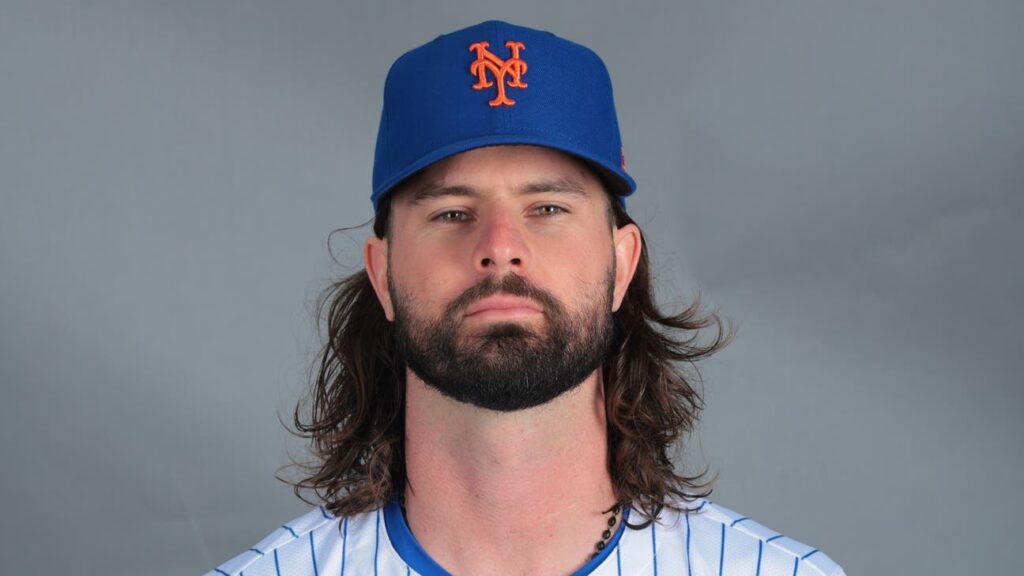 Mets' Jesse Winker exits Sunday's game at Cardinals with right side discomfort