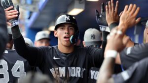 Yankees top prospect George Lombard Jr. gets first hit in Double-A debut
