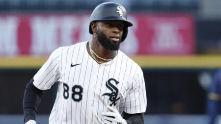 Mets reportedly among teams showing interest in White Sox OF Luis Robert Jr.