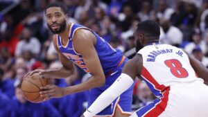 Mikal Bridges comes up 'big time' for Knicks in series-clinching win over Pistons