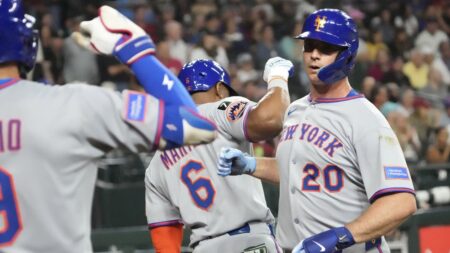 Pete Alonso, Francisco Lindor launch homers as Mets hang on for 5-4 win over Diamondbacks