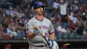 Mets' offense goes cold in 5-1 loss to Diamondbacks